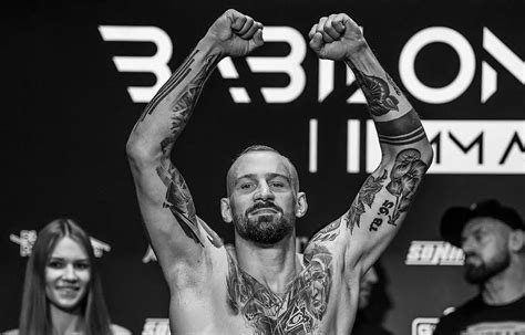 Tragiczna śmierć zawodnika MMA Mateusz Łazowski nie żyje Realnews pl