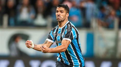 Gol Do Grêmio Hoje Suárez Marca Mais Um Para O Tricolor No Grenal 440