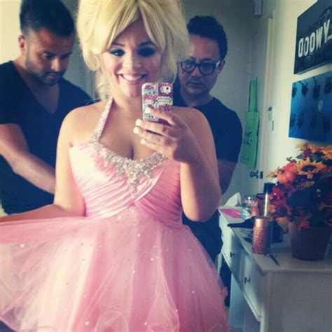 Pin By Noemi On Trisha Paytas Trisha Paytas Fashion Flower Girl Dresses