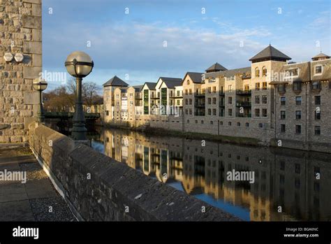 Riverside Hotel And Apartments Overlooking The River Kent Kendal