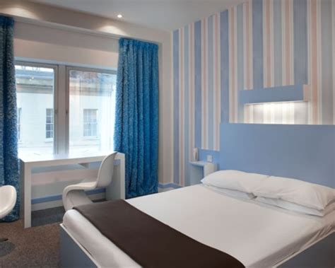 Travelers rave about Premier Inn Cheltenham town centre stays online 31