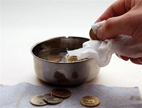 Como Limpar Moedas - COMO LIMPAR MOEDAS? - Saiba como fazer.