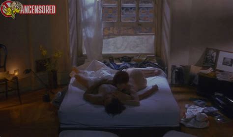 Naked Bridget Fonda In Single White Female