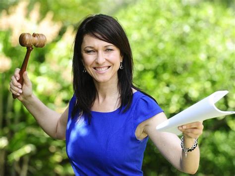 Alexia Pettenon Gives Insight To Life A Female Auctioneer In A Male