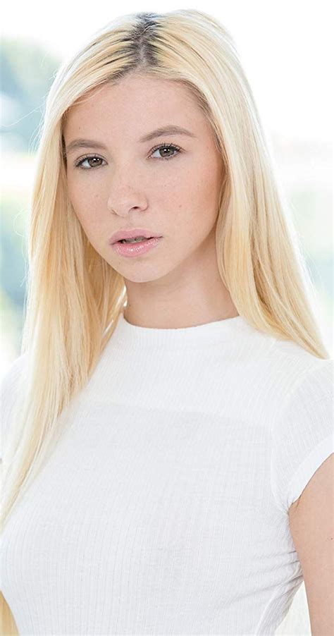 Kenzie Reeves Nude Photos In Actresses Celebrities Beautiful