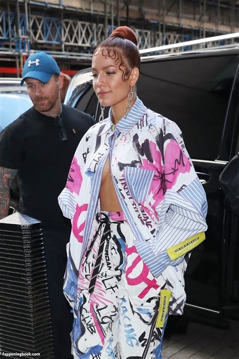 Halsey Nude OnlyFans Leaks Fappening Page FappeningBook