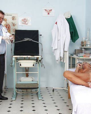 Mature Bald Clam Pussies Slits And Mounds Porn Pictures Xxx Photos Sex Images Pictoa