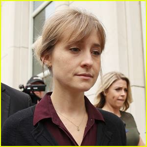 Allison Mack Sentenced To 3 Years In Prison For Involvement In NXIVM Sex Cult Allison Mack