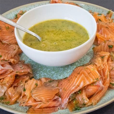 Gebeizter Graved Lachs Mit Honig Senf Sauce Rezept Tastybits De