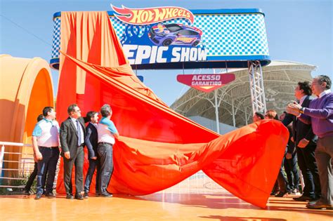 inauguracao hot wheels beto carrero Mães em Viagem