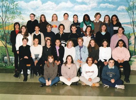 Photo de classe Terminal de 2000 Lycée Professionnel Du Vexin