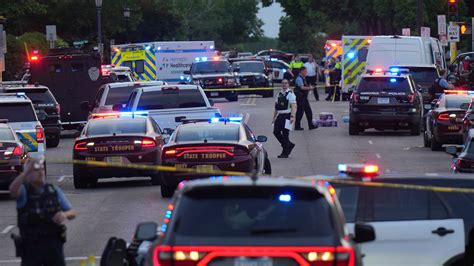 Minneapolis Police Officer Among 3 Dead in Shooting - The New York Times