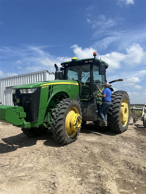 Kneb Am 960 Am 1003 Fm Central Nebraska Farmer Anticipates Strong