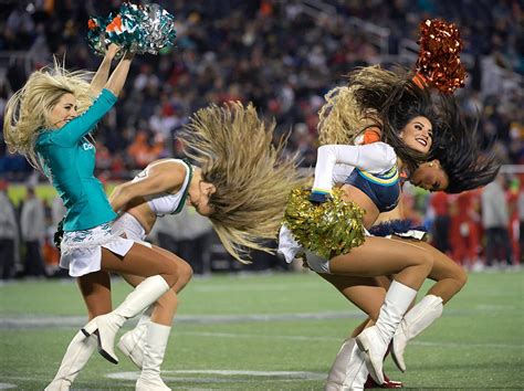 2017 Pro Bowl Cheerleaders - Sports Illustrated