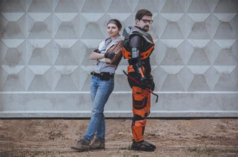 Half Life 2 Gordon And Alyx Cosplay By Katfromrivia On Deviantart