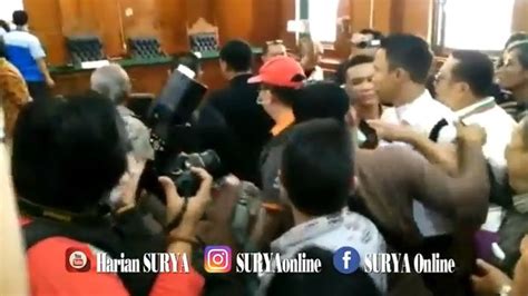 Video Penuh Emosi Para Korban Penipuan Apartemen Sipoa Kejar Dua