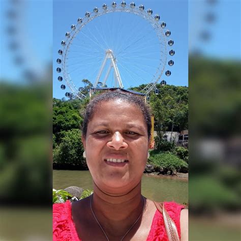 Mulher Morta A Facadas E Crian A Fica Gravemente Ferida Ao Tentar