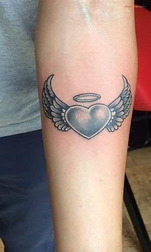 20+ Iconic Angel Wings Tattoo Ideas For Women [Updated]