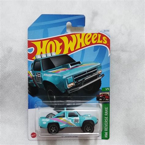 Hot Wheels 87 Dodge D100 Green Second Recolour 38 250 2024 HW REVERSE RAKE 1 5