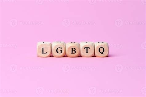 Cubes En Bois Avec Les Lettres Majuscules Lgbtq Qui Est L Abr Viation De Lesbienne Gay