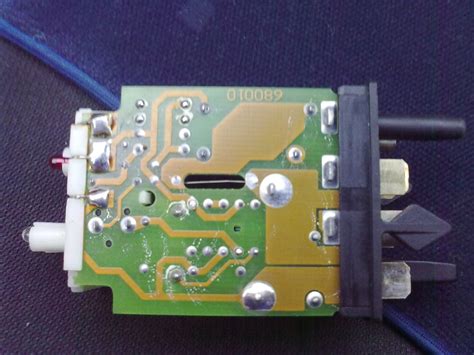 Хитрая кнопка обогрева заднего стекла и зеркал. — DRIVE2