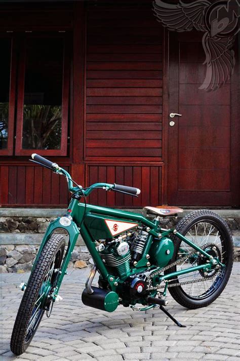 honda bobbers from yogyakarta's dariztdesign - bikerMetric | Honda bobber, Street fighter ...