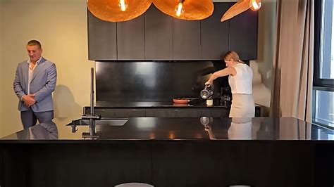 Bodyguard Videos XVIDEOS