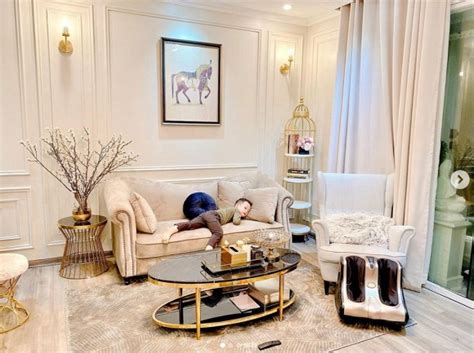 Nuôi con 1 mình hot mom Ly kute vẫn khiến bao người ngưỡng mộ