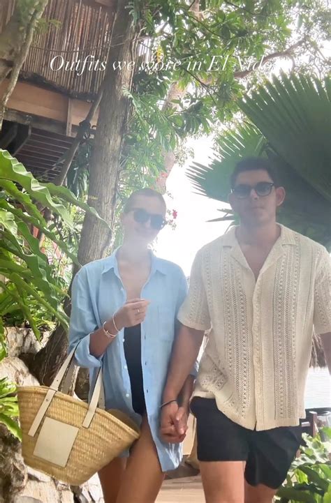 Look Sarah Lahbati And Richard Gutierrez S Matching Beach Outfits In