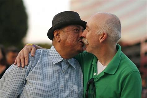 Gay Si Nasce O Si Diventa Focus It In Gay Handsome Older Men Lgbt