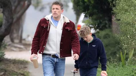 Tvshowbiz Ben Affleck Looks Tired Taking Son Samuel To School In La