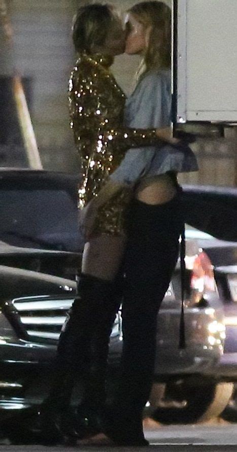 Miley Cyrus Is A Lesbian 9 Photos TheFappening