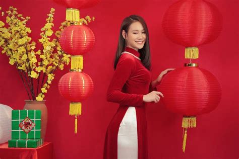 Mê đắm trước vẻ đẹp của hot girl đấu kiếm Lê Minh Hằng