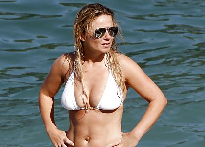 Geri Halliwell Porn Pictures XXX Photos Sex Images PICTOA