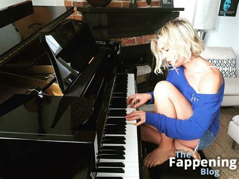 Kortney Wilson Allthingskortneywilson Courtneywilson Nude Leaks Onlyfans Photo