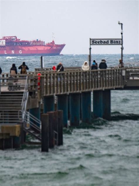 Bauarbeiten für das Rügener LNG Terminal sind in vollem Gange zum