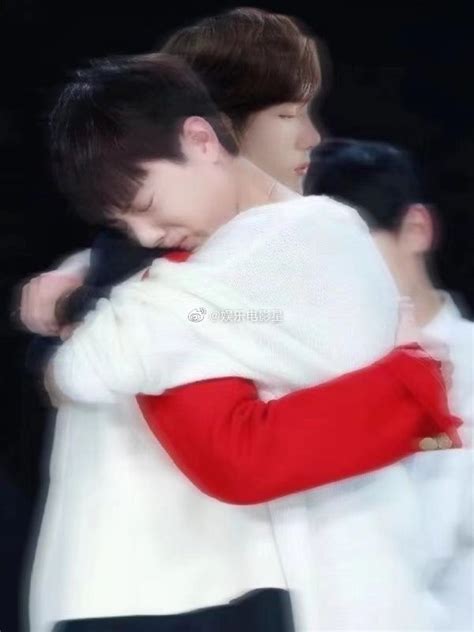 Pin By Claudia Pires On Xiao Zhan E Yibo Wang Cute Actors Cute Gay Couples Cute Gay