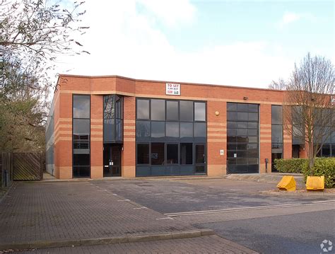 56-58 Clivemont Rd, Maidenhead SL6 7BU - Industrial for Rent | LoopNet