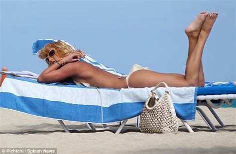 Retro Bikini Aliona Vilani Wearing Foliage Bikini And Silver Hat In Miami