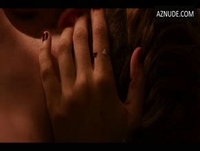 LISA VICARI Nude AZNude