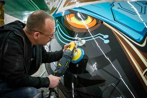 Maas Aviations Eagle Eyed Paint Team Creates New Embraer E2 Profit