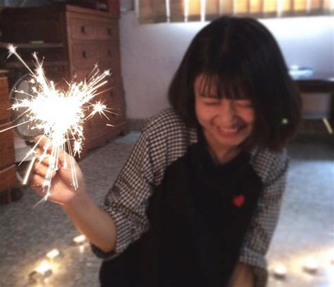 Nữ sinh học giỏi cưa đổ hot boy cao 1m82 của trường Trưng Vương