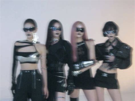 Ideias De Aespa Em Hot Mess Natty Sixteen Ingressos Show