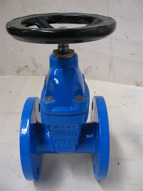 Din F F Gate Valve Ductile Iron Flanged Water Fluid Non Ring Stem