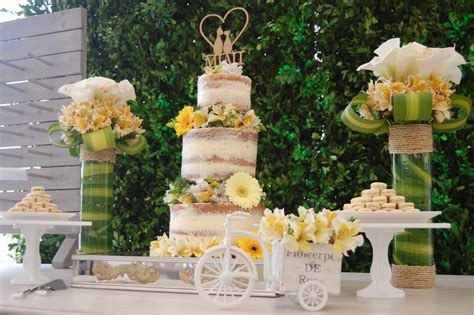 Pastel De Boda Desnuda Naked Cake Y Alfajores Avila S Cake