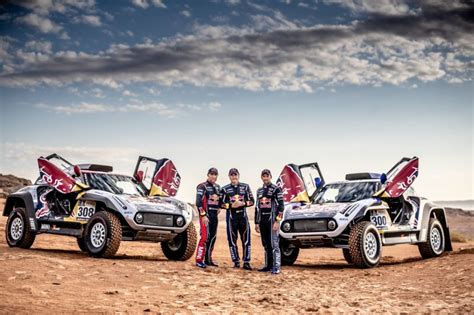 Rally Legend Carlos Sainz Joins Mini For 2019 Dakar I New Cars