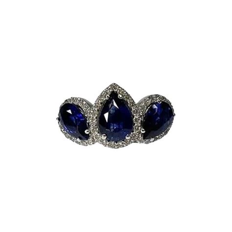 550 Carat Ceylon Sapphire Three Stone Bezel Ring For Sale At 1stdibs
