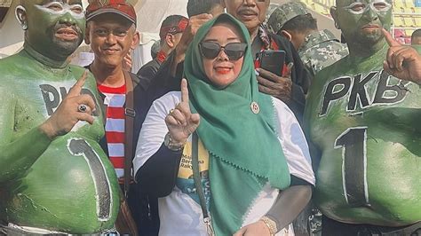 Wow Banget Wakil Ketua Dprd Surabaya Laila Mufidah Kembali Nyaleg Di