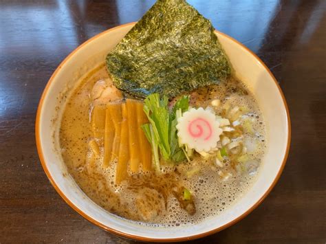 麺処 はなぶさ ＠川越市 〜「魚介鶏豚骨らーめん」 としくんの「ぶらぶラーメン日記」