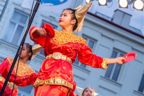 mezinarodni folklorni festival ve frydku mistku roztancil namesti